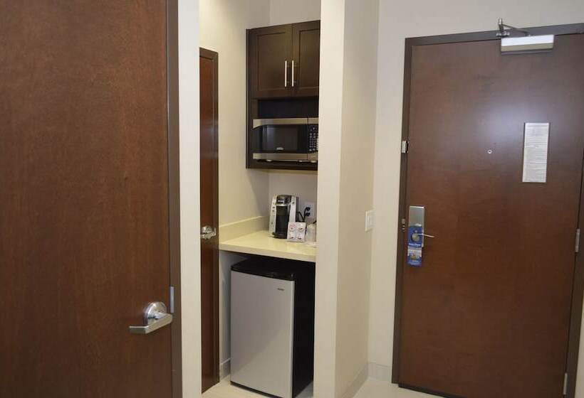 سوییت, Best Western Premier Ashton Suiteswillowbrook