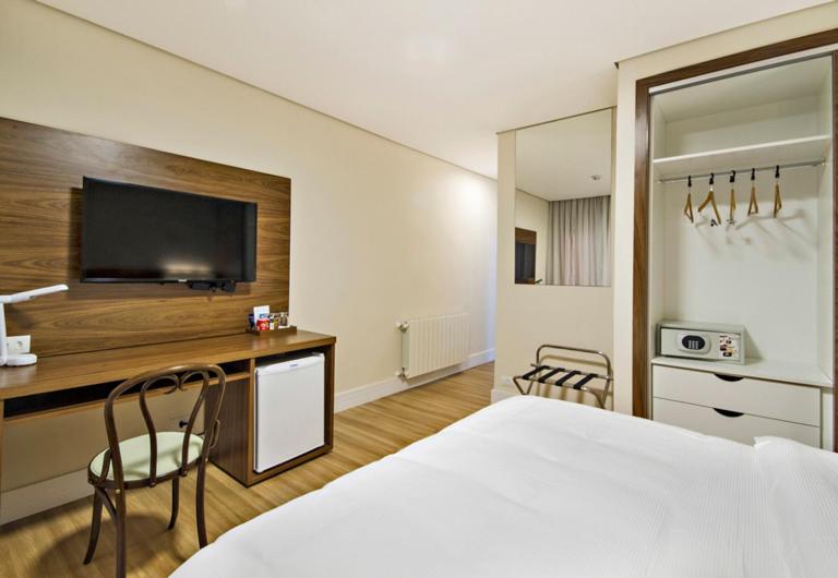 디럭스 룸, Chateau