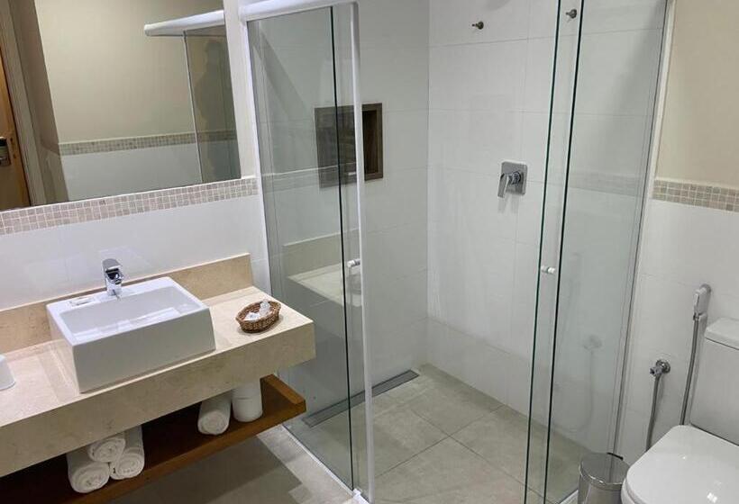 디럭스 패밀리 룸, Chateau