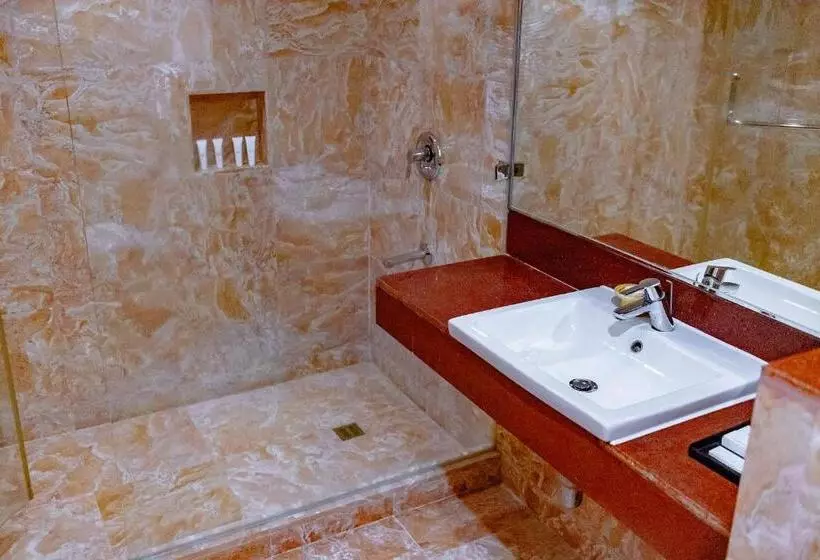 Junior Suite, Crown Regency Beach Resort