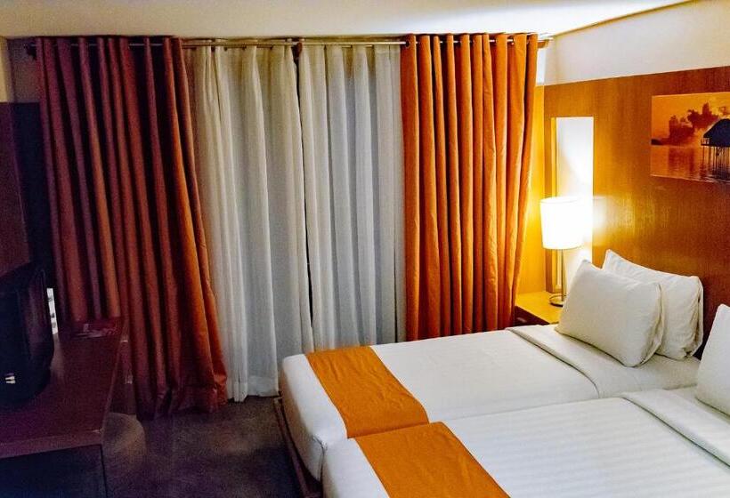 Superior Room, Crown Regency Beach Resort