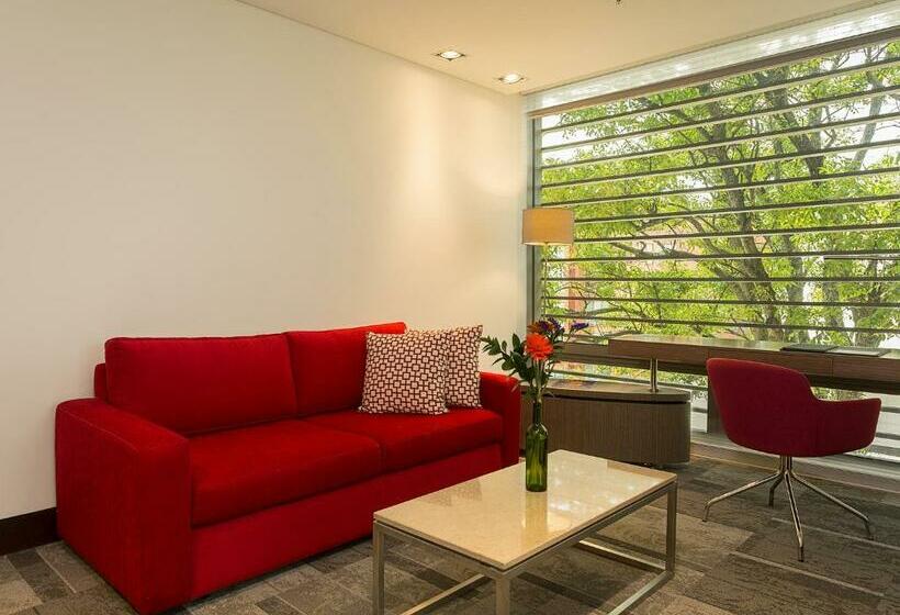 סוויטת ג'וניור, Ek Hotel By Preferred Hotels Group