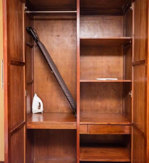 디럭스 룸, Gsh Colombo