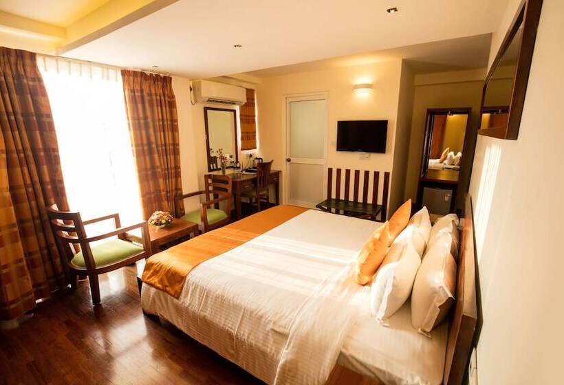 디럭스 룸 킹사이즈 침대, Gsh Colombo