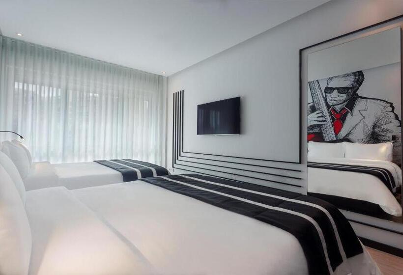 اتاق استاندارد پلاس, Hf Fenix Music