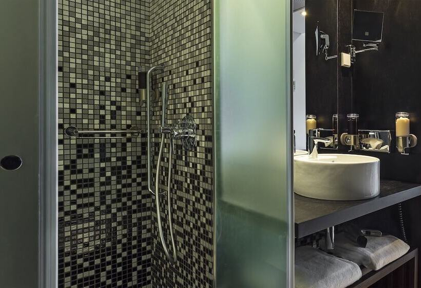 اتاق استاندارد با تخت بزرگ, Hf Fenix Music