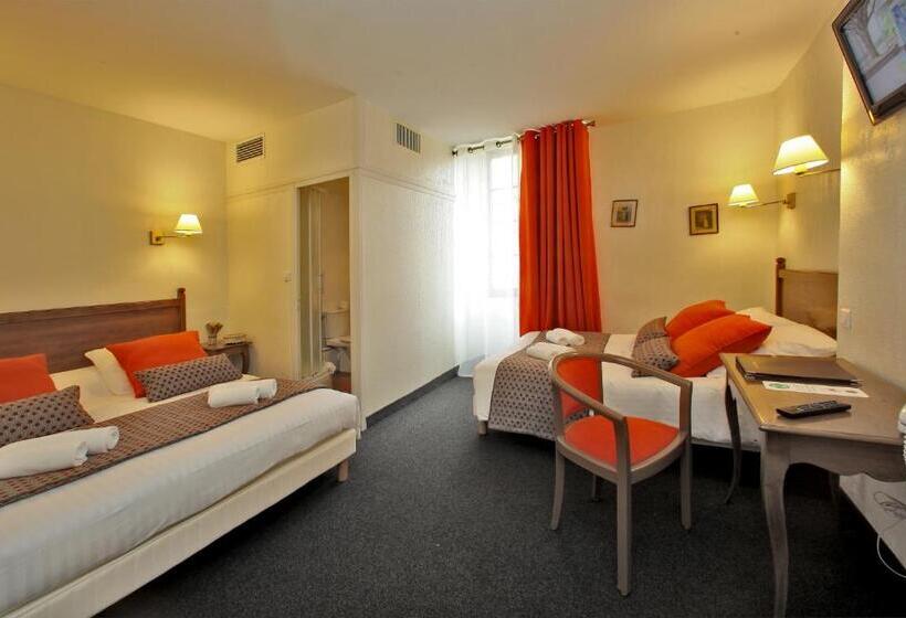 חדר סטנדרט לארבעה, Hôtel Le Madrigal