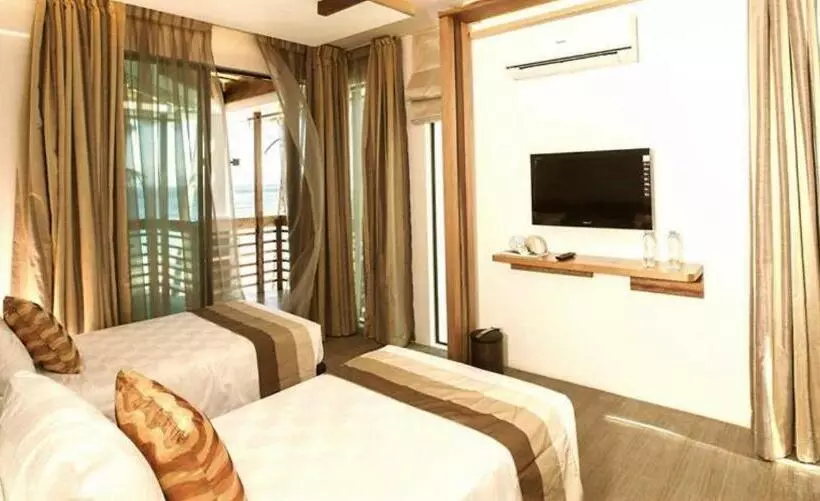 デラックスルーム, Infinity Resort