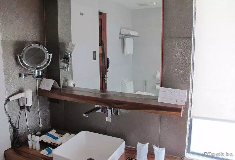 デラックスルーム, Infinity Resort