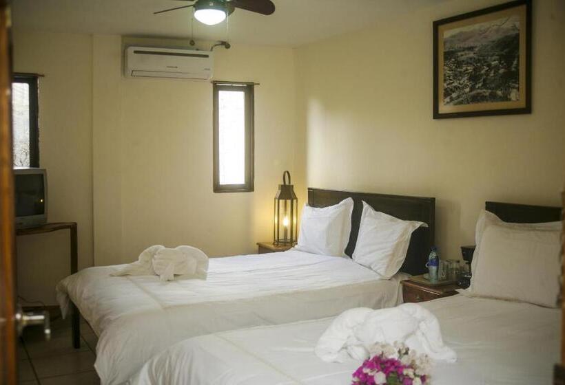 标准间, La Estación