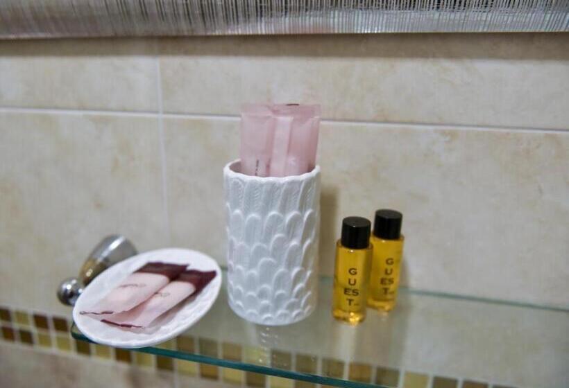 اتاق استاندارد, Piccolo Di Piazza Di Spagna Suites