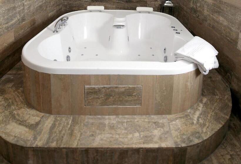 سوئیت با وان آب گرم, Piccolo Di Piazza Di Spagna Suites