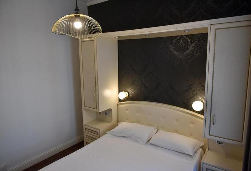 اتاق استاندارد, Piccolo Di Piazza Di Spagna Suites