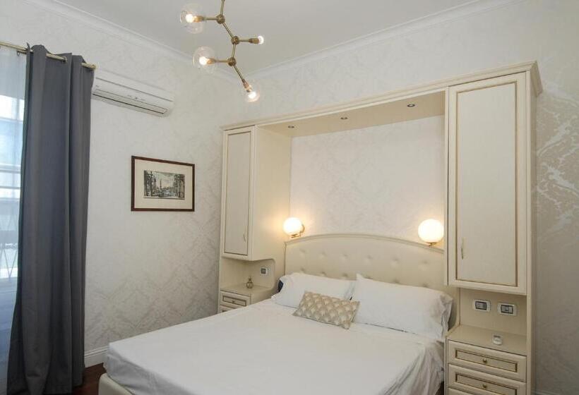 اتاق استاندارد, Piccolo Di Piazza Di Spagna Suites
