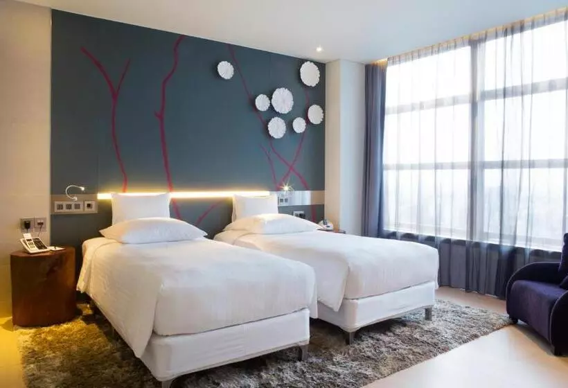 Camera Executive, Pullman Saigon Centre