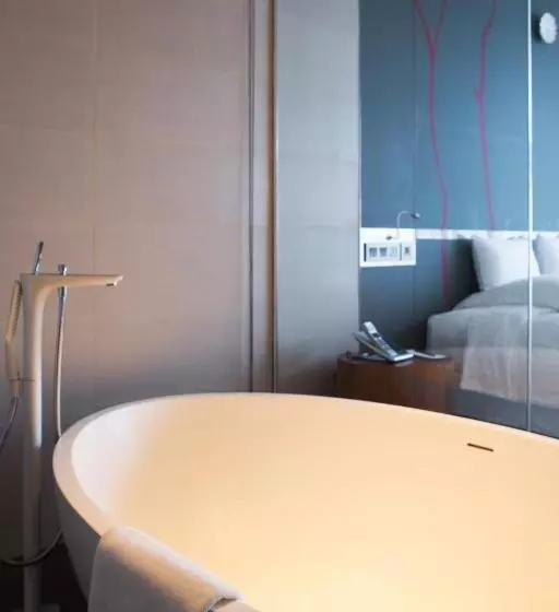 Suite Executive, Pullman Saigon Centre