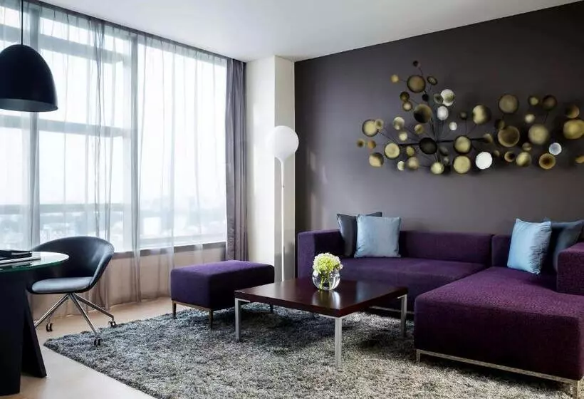 Suite Executive, Pullman Saigon Centre
