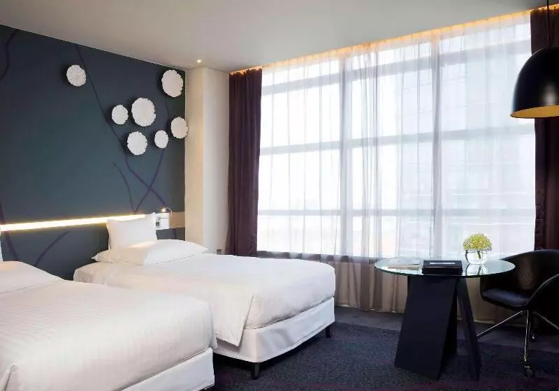 Camera Executive, Pullman Saigon Centre