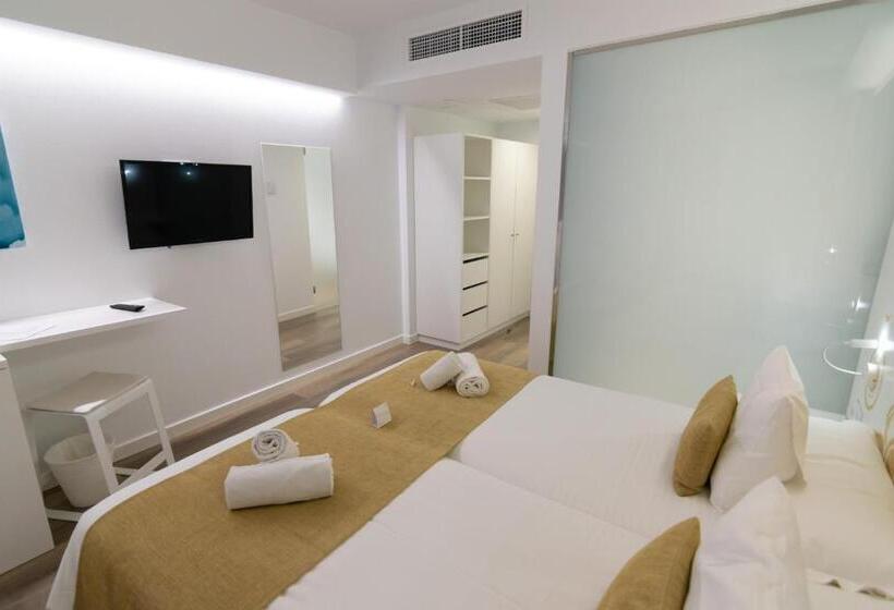 标准间带阳台, R2 Bahia Cala Ratjada  Adults Only