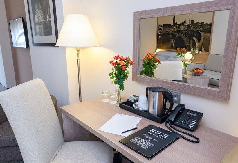 سوییت جونیور, Rius Hotel Lviv