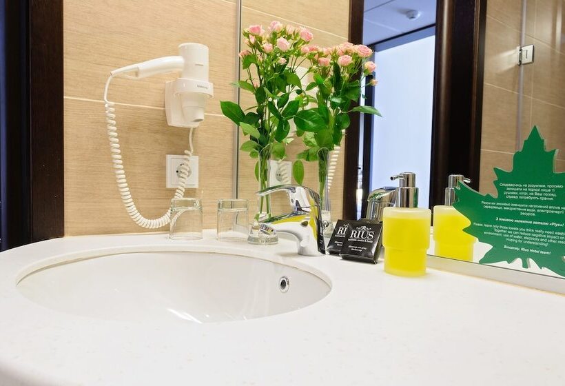 اتاق استاندارد, Rius Hotel Lviv
