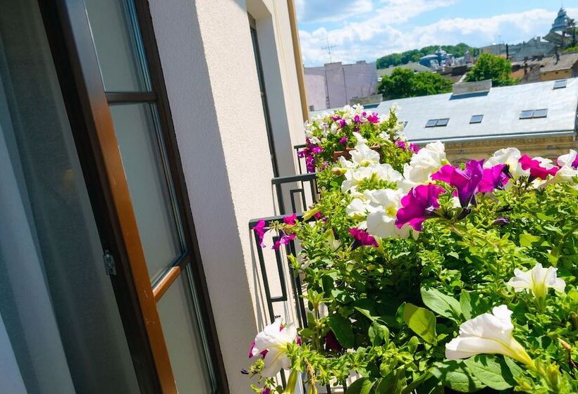 اتاق استاندارد, Rius Hotel Lviv