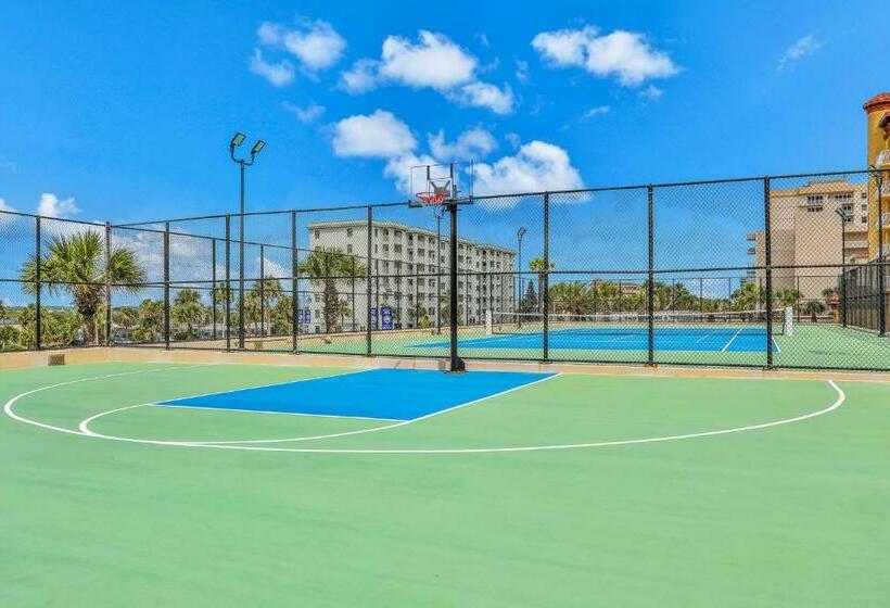 شقة غرفتين, Top Floor At The Shores