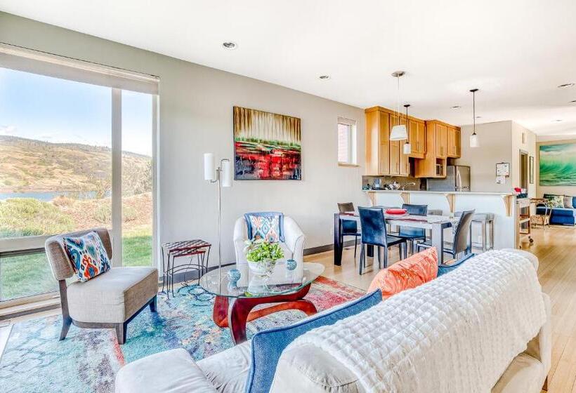 דירת שני חדרים, Mosier Creek Place