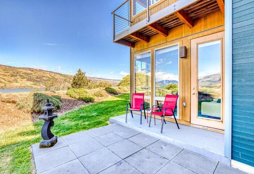 דירת שני חדרים, Mosier Creek Place