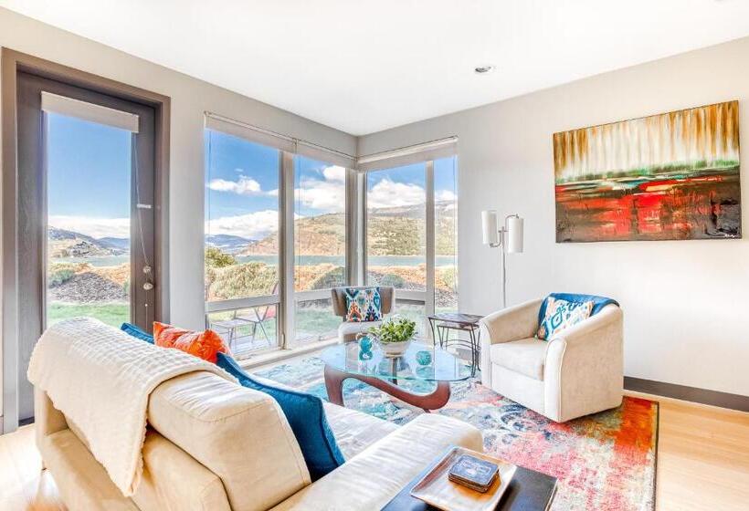 דירת שני חדרים, Mosier Creek Place