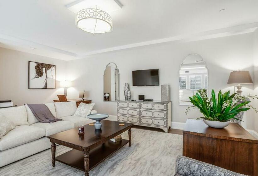 침실 3개 아파트, Naples Square Paradise