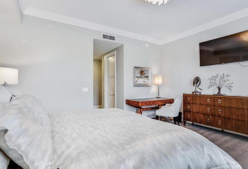 带3个卧室的公寓, Naples Square Paradise