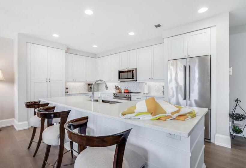 ３ベッドルームアパートメント, Naples Square Paradise