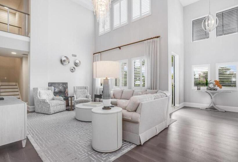 침실 3개 아파트, Naples Square Paradise