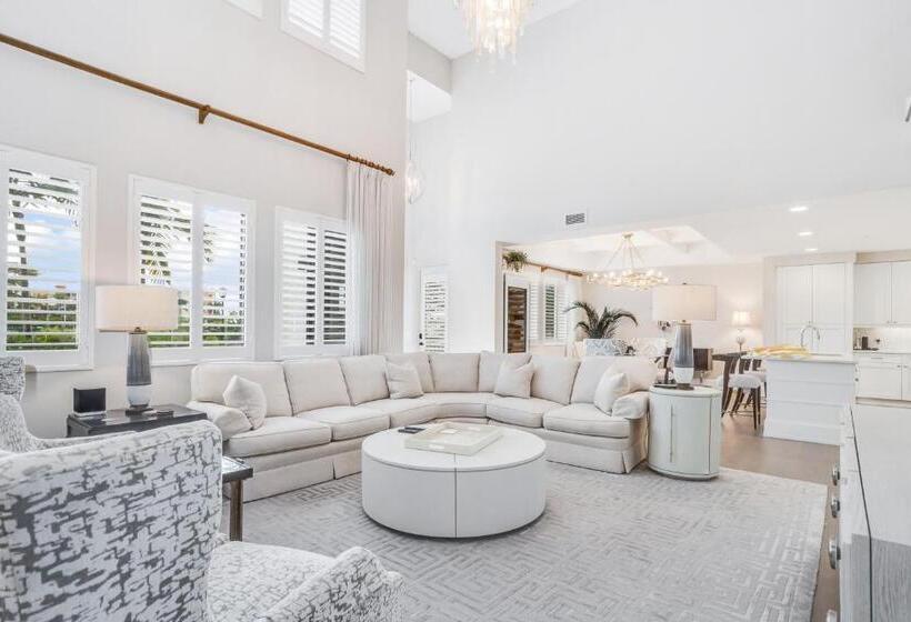 ３ベッドルームアパートメント, Naples Square Paradise