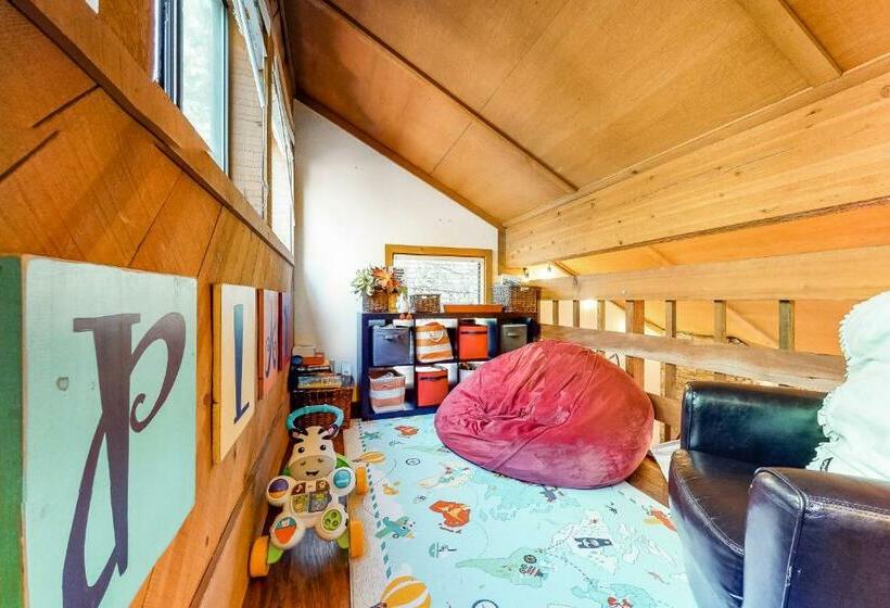 침실 3개 아파트, The Sleepy Hollow