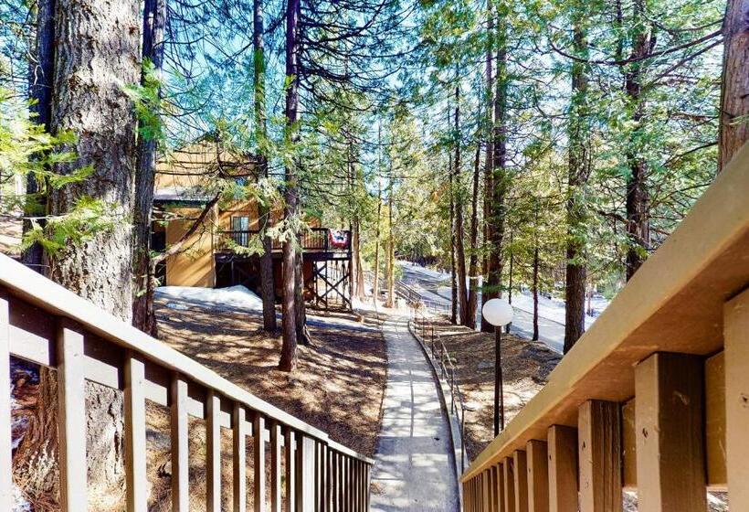 침실 3개 아파트, The Sleepy Hollow