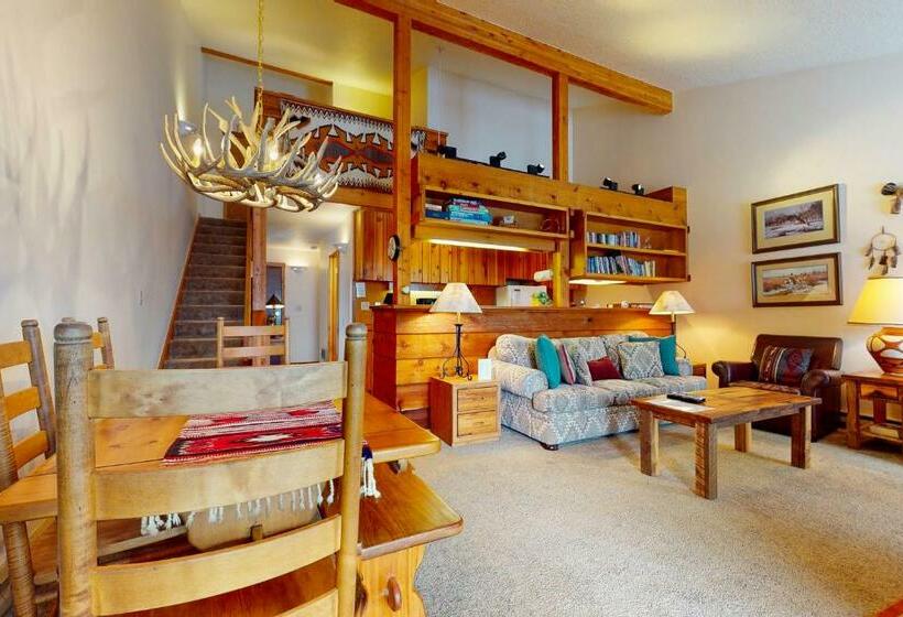 شقة غرفتين, 3622 Winterberry