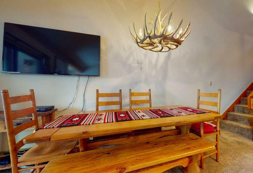 شقة غرفتين, 3622 Winterberry