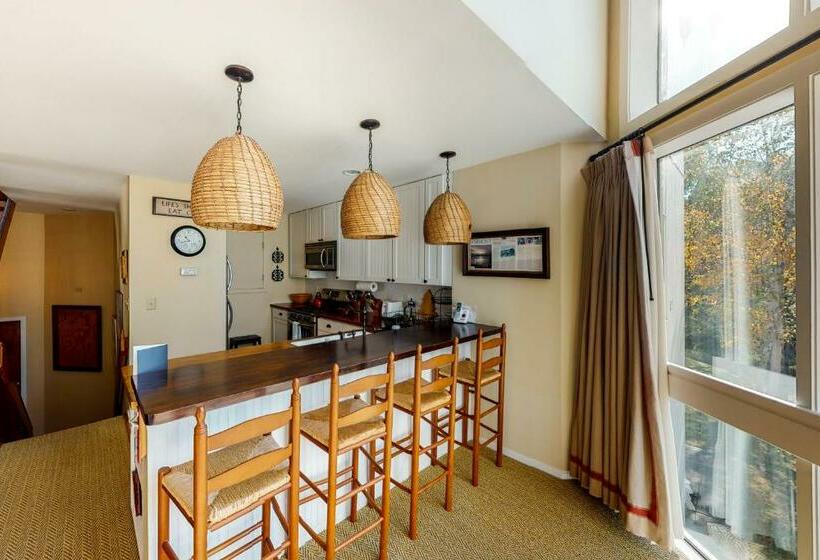 آپارتمان 3 خوابه, Southface Sanctuary