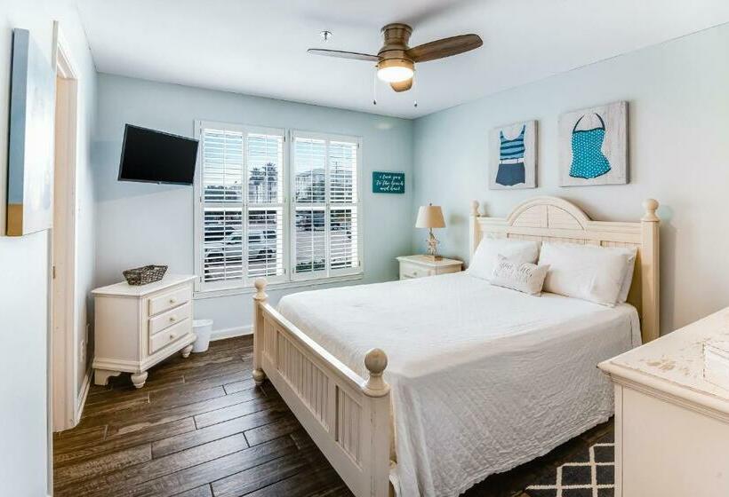 شقة غرفة واحدة, Commodore S Retreat 107