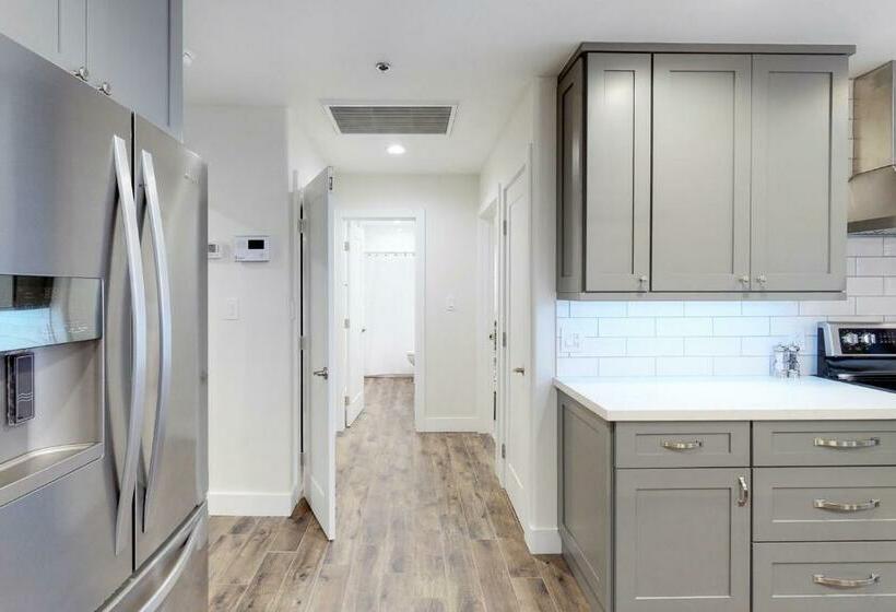 דירת שני חדרים, Historic Oldtown Plaza 201