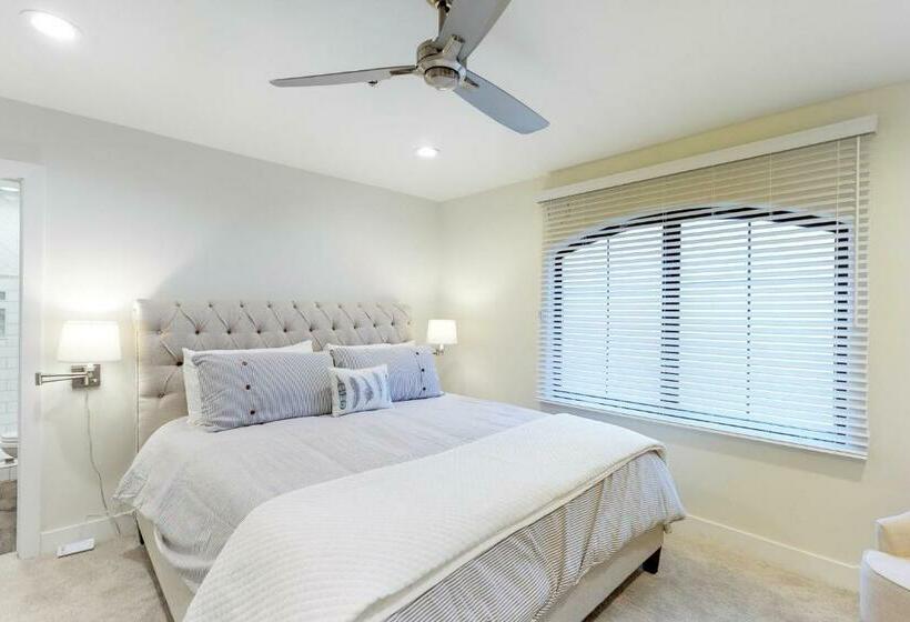 דירת שני חדרים, Historic Oldtown Plaza 201