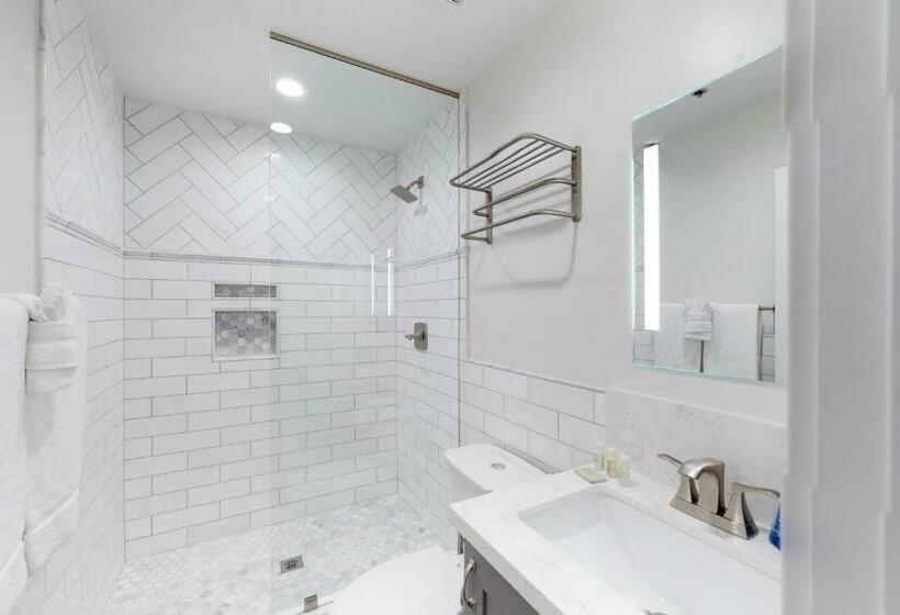 דירת שני חדרים, Historic Oldtown Plaza 201