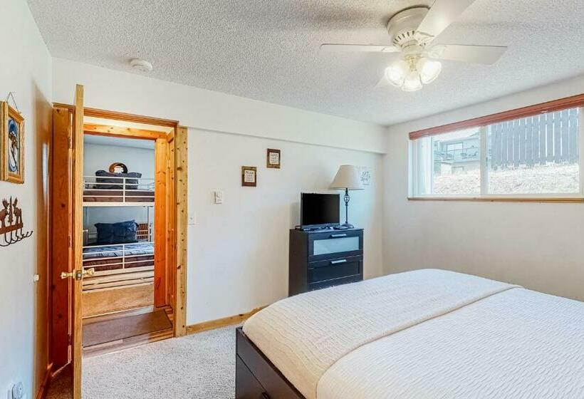 2ベッドルームアパートメント, Meadow Mile Magic