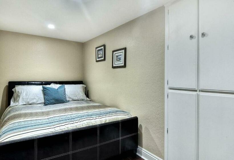 شقة غرفتين, North Beach C