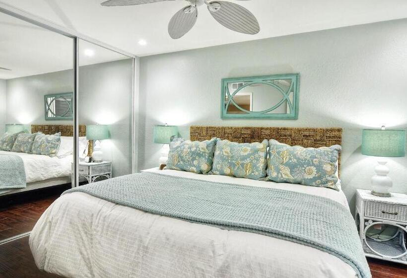 Апартаменты 2 Спальни, North Beach C