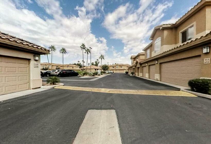 آپارتمان 2 خوابه, Superstition Springs