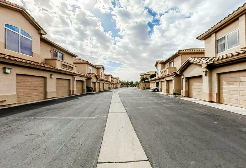 آپارتمان 2 خوابه, Superstition Springs