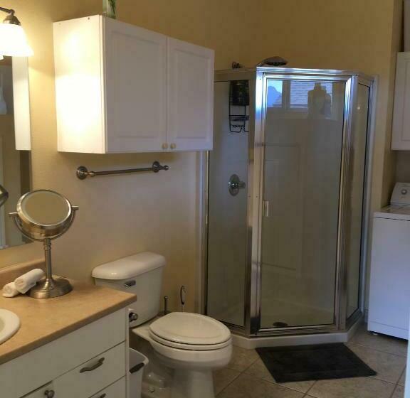 إستوديو قياسى مطل على البحر, Kelli Creek Cottage   Reduced Price On Tours